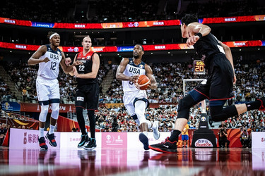 ΗΠΑ-Ιαπωνία 98-45: Την... στραγγάλισε δίχως Τέιτουμ, Σμαρτ και τώρα Ελλάδα! (pics &amp; vids)