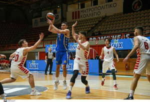 Η Μακάμπι 88-55 τον Ολυμπιακό στην πρεμιέρα του ANGT της Πάτρας (vid)