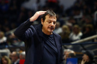 Αταμάν: «Δεν μπορώ να βρω τη λύση, οι παίκτες πρέπει να τη βρουν» - Τι είπε ο Χολμς (vid)