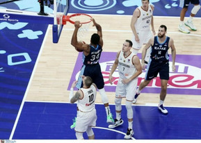 Απόλαυση: Τα highlights του Γιάννη Αντετοκούνμπο στο EuroBasket 2022 (vid)