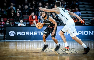 Στην πεντάδα του BCL ο Άνταμ Σμιθ (pic)