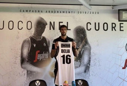 Ντελία (Βίρτους Μπολόνια): "Ο Σκόλα μου είπε να προσέχω"!