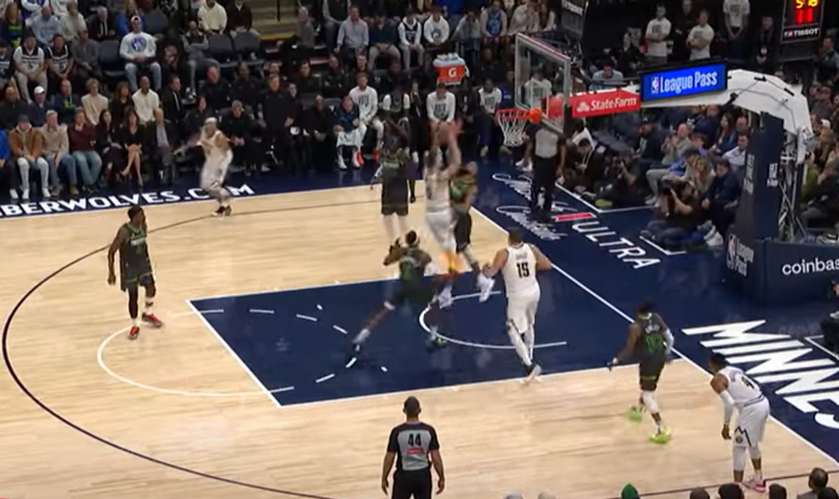 Με poster dunk του Μπράουν στον Γκομπέρ και "ιπτάμενο" Μίσι το Top-10 (vid)