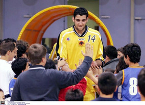 ΑΕΚ: Τιμάει Μπουρούση και Καρδίτσα στον αγώνα της Κυριακής