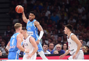 Σερβία-Ελλάδα 94-72: Διδακτικό τεστ πριν από τα επίσημα