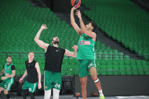 Σαμοντούροβ: «Μας έδωσαν ψυχολογία οι νίκες που πήραμε στα προηγούμενα ματς»