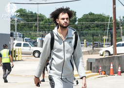 Μάβερικς: Πιθανή απουσία του Λάιβλι στο Game 5 με τους Τίμπεργουλβς