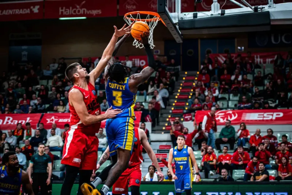 Μούρθια-Περιστέρι 83-76: Στα play-in με Ντερτόνα η ομάδα του Λιμνιάτη (vid)